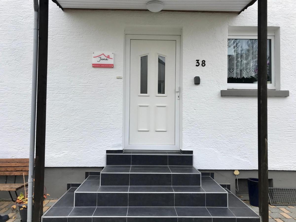 Juna Karlsruhe Exteriör bild