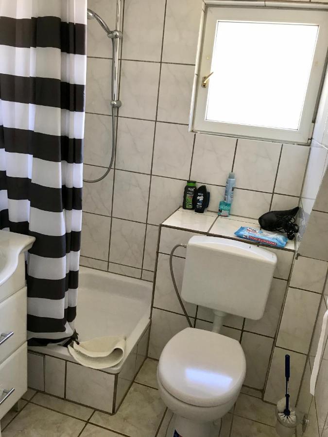 Juna Karlsruhe Exteriör bild