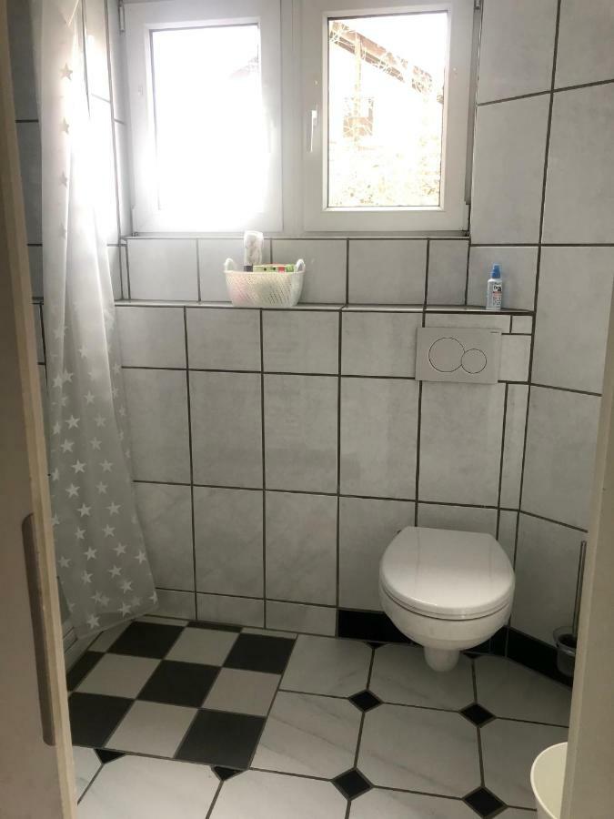 Juna Karlsruhe Exteriör bild